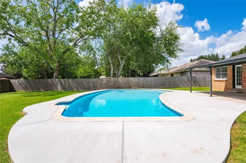 5422 Thistle Drive