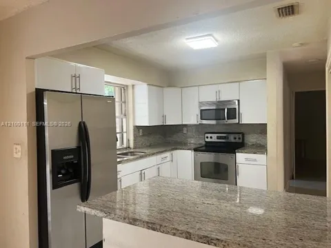 2011 Utopia Dr #0