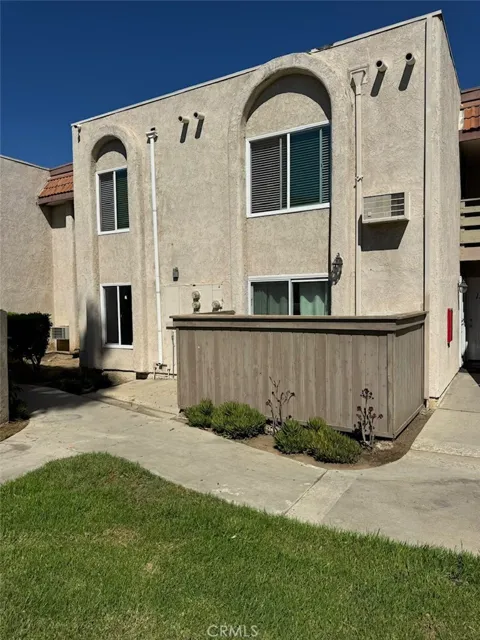 212 S kraemer #1215