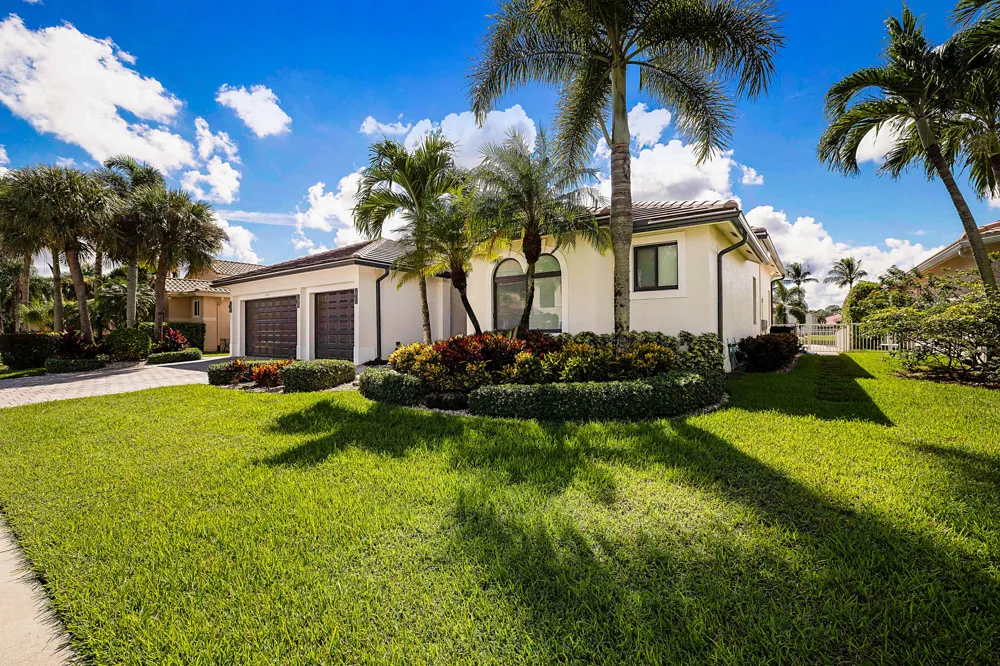 11618 MANATEE BAY LANE Wellington, FL 33449