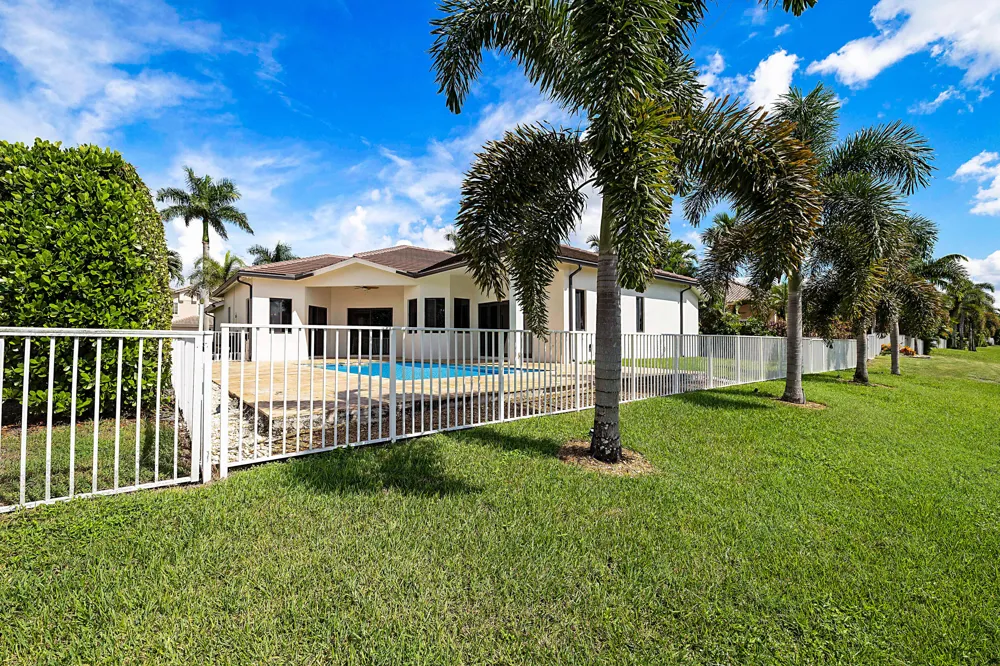 11618 MANATEE BAY LANE Wellington, FL 33449
