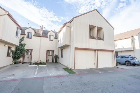 2364 Main Street #5