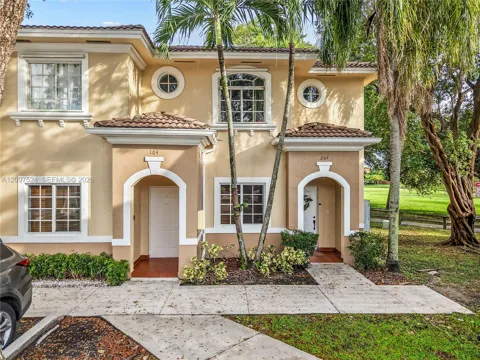 7230 NW 174 Ter #104
