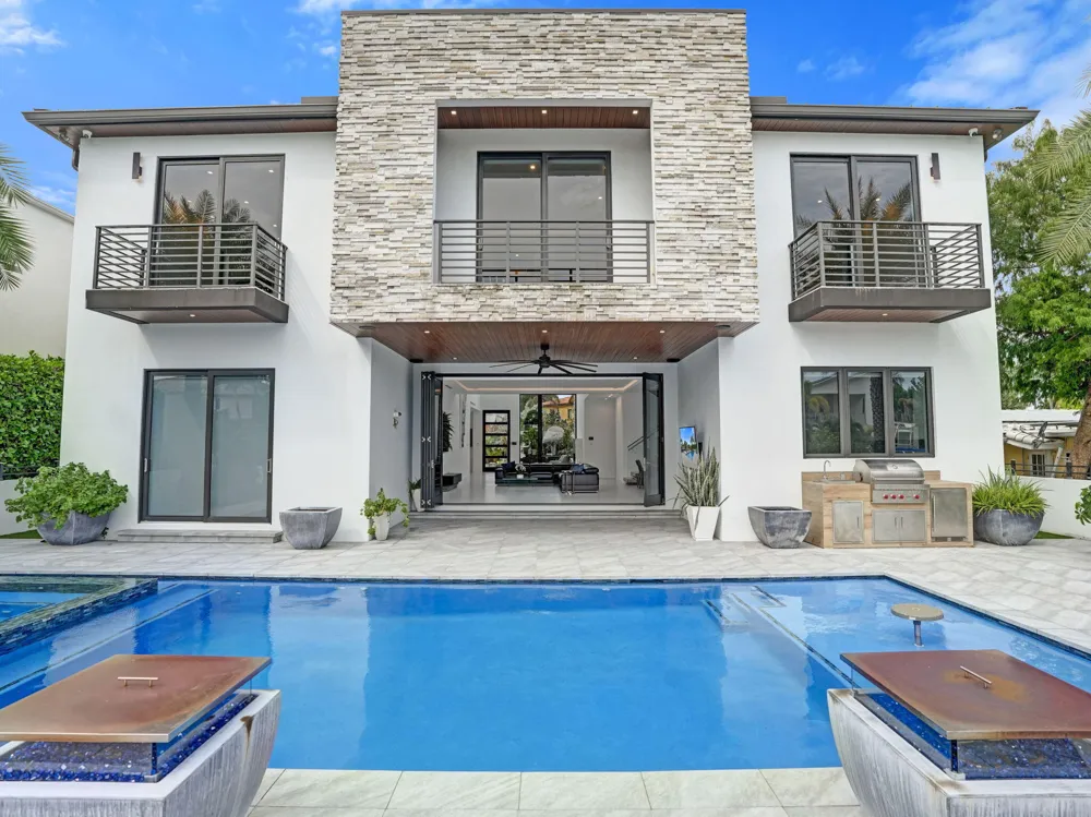 424 COCONUT ISLE DRIVE Fort Lauderdale, FL 33301