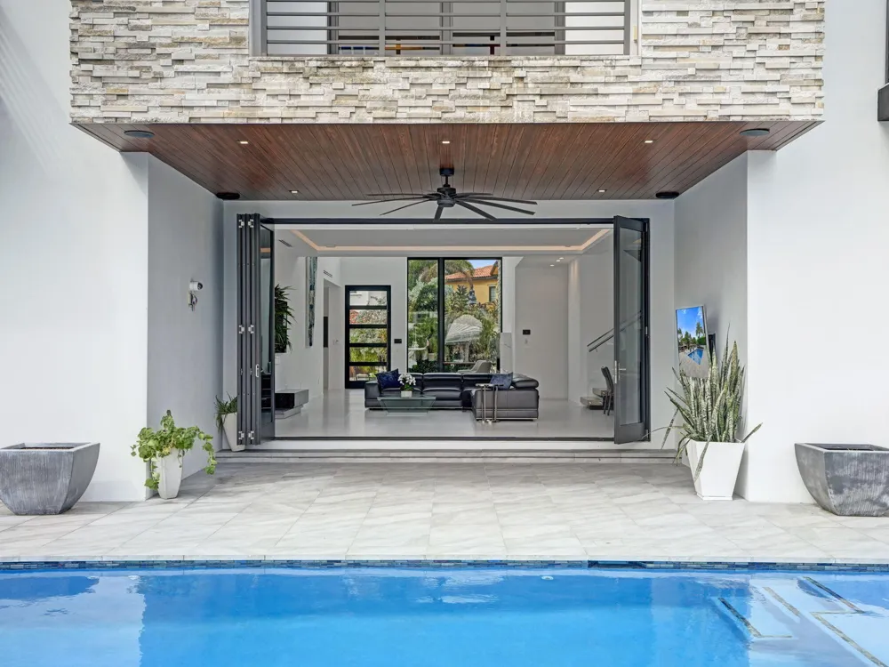424 COCONUT ISLE DRIVE Fort Lauderdale, FL 33301