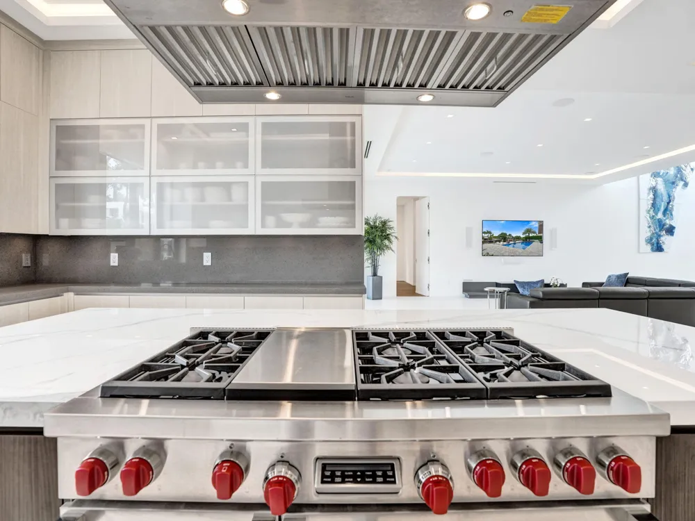 424 COCONUT ISLE DRIVE Fort Lauderdale, FL 33301