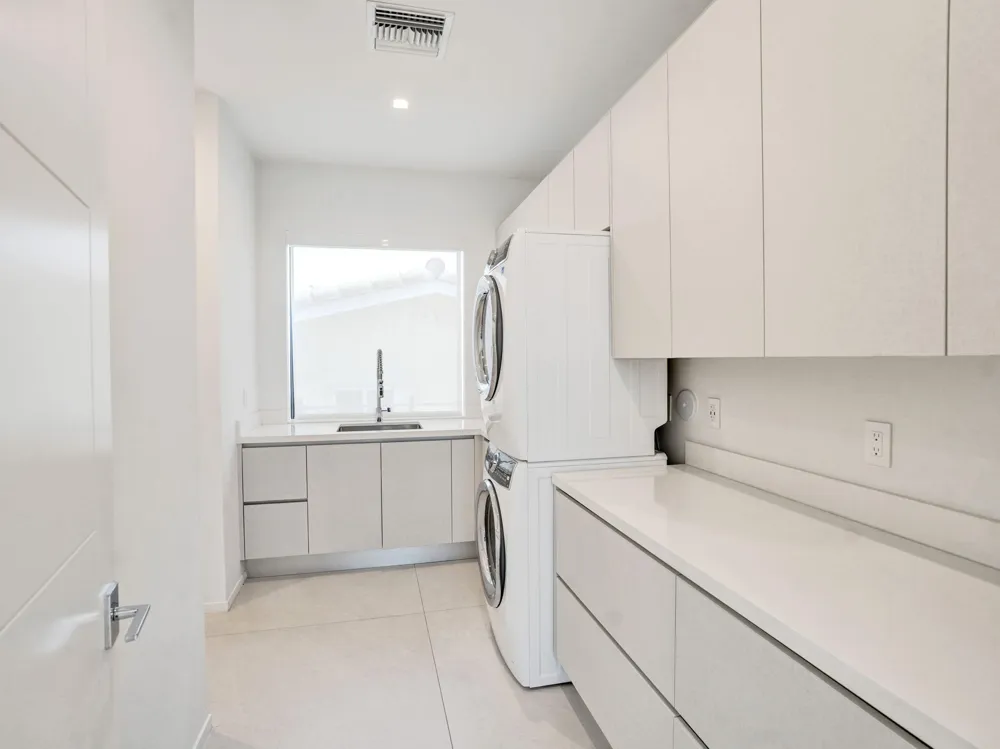 424 COCONUT ISLE DRIVE Fort Lauderdale, FL 33301