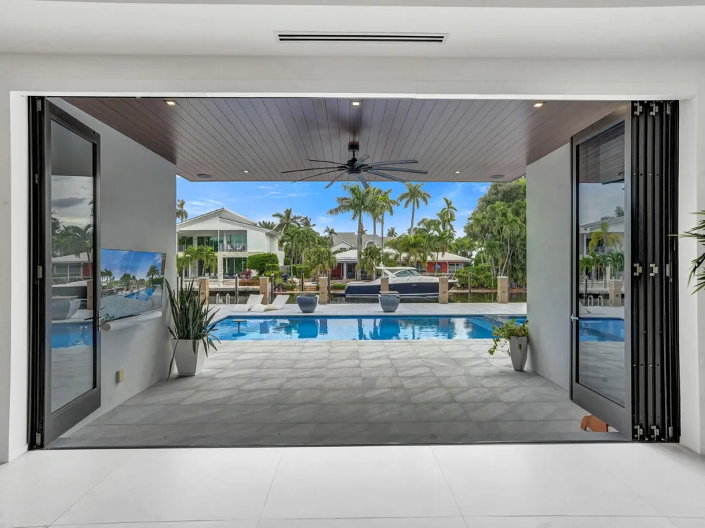424 COCONUT ISLE DRIVE Fort Lauderdale, FL 33301