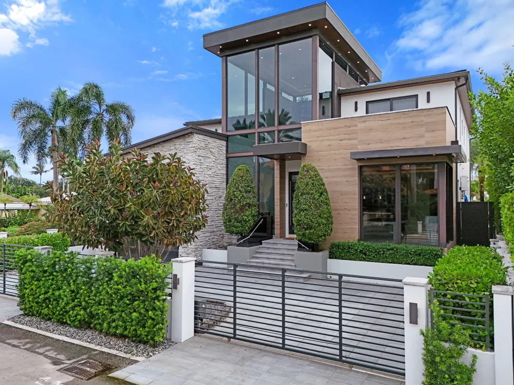 424 COCONUT ISLE DRIVE Fort Lauderdale, FL 33301