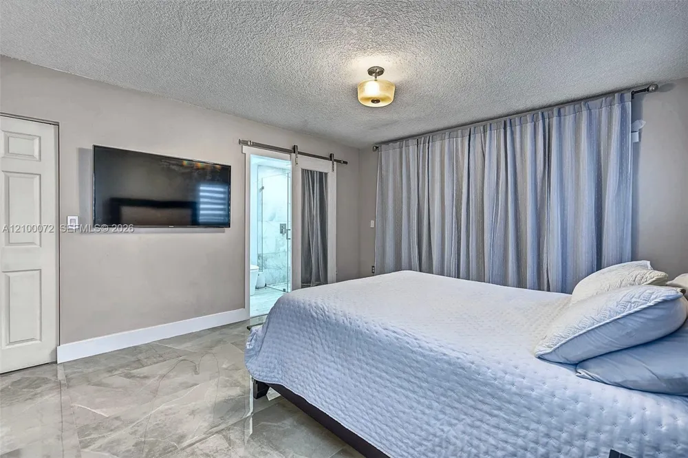 11330 SW 143rd Ct Miami, FL 33186