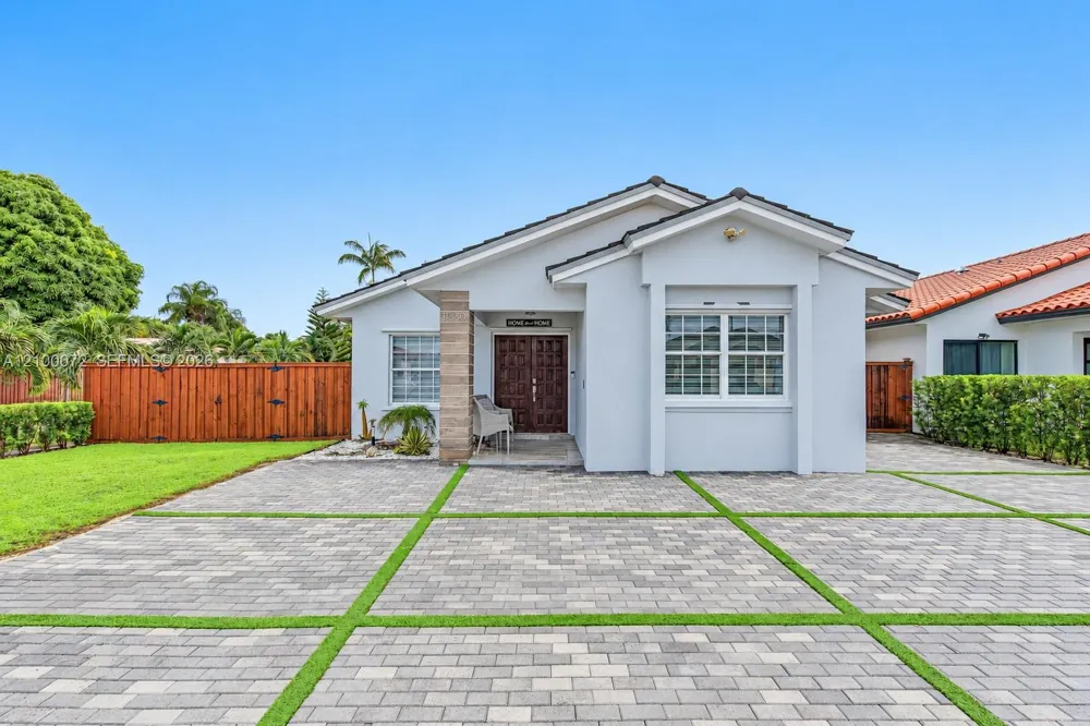 11330 SW 143rd Ct Miami, FL 33186