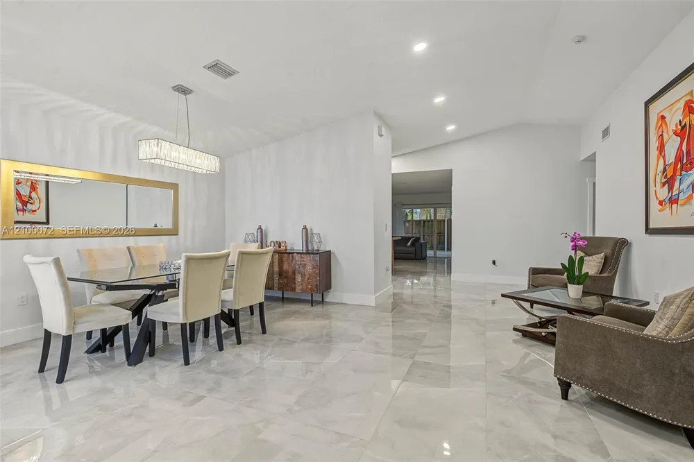 11330 SW 143rd Ct Miami, FL 33186