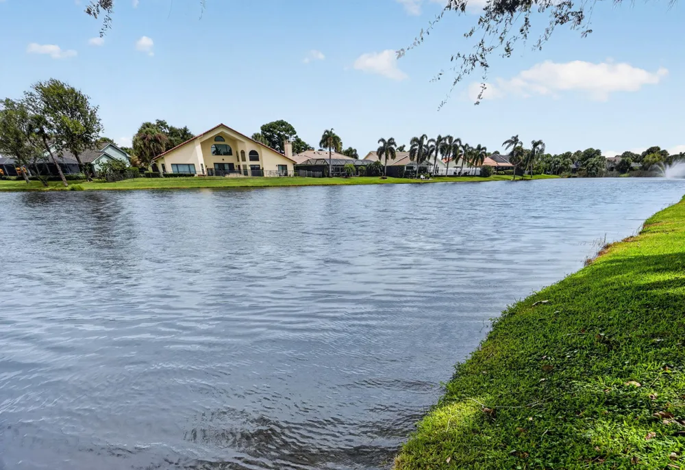 12886 LA ROCHELLE CIRCLE Palm Beach Gardens, FL 33410