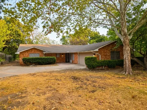 506 Royal Oak Drive