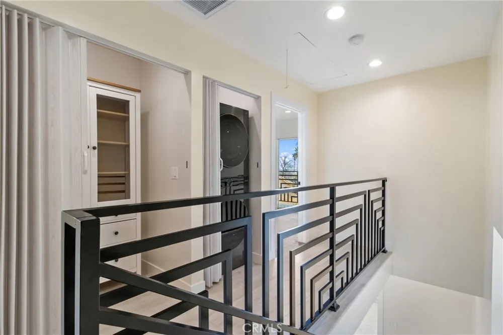 13564 Polk Street Sylmar, CA 91342