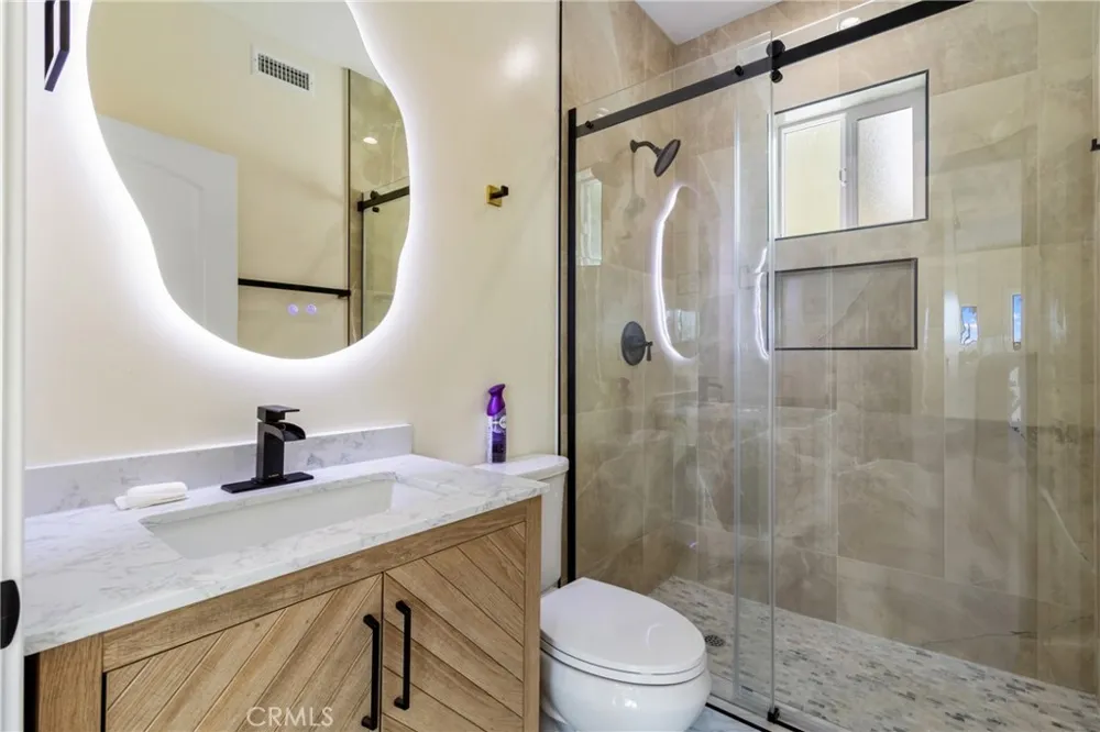 13564 Polk Street Sylmar, CA 91342