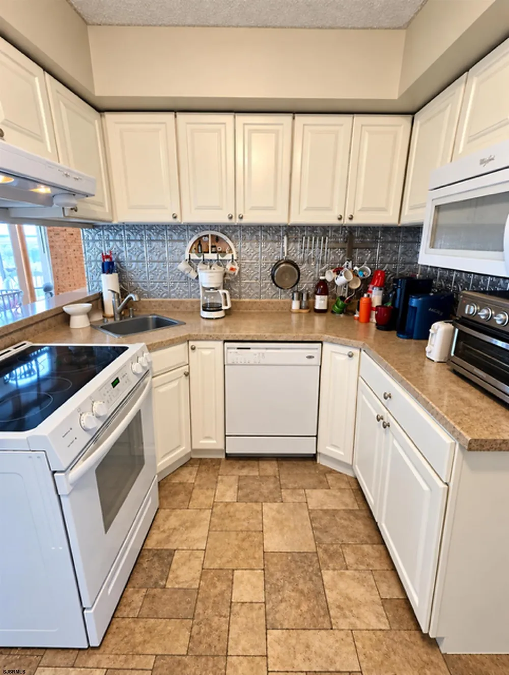 6306 Central Ave Sea Isle City, NJ 08243