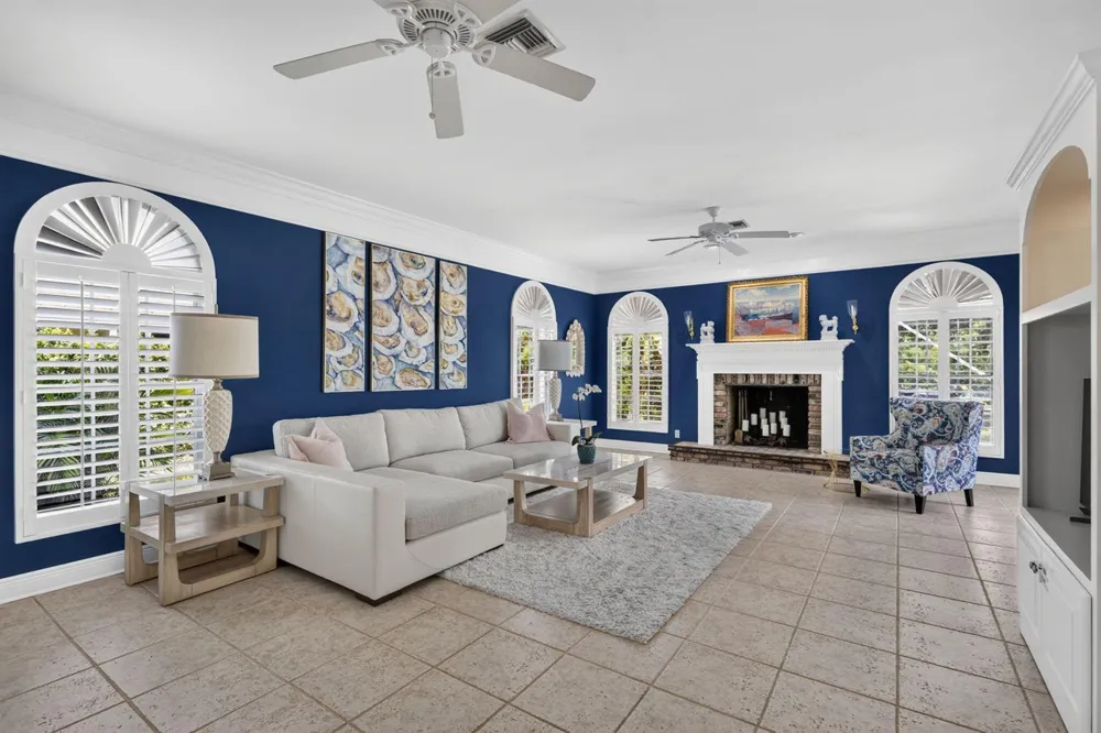12886 LA ROCHELLE CIRCLE Palm Beach Gardens, FL 33410