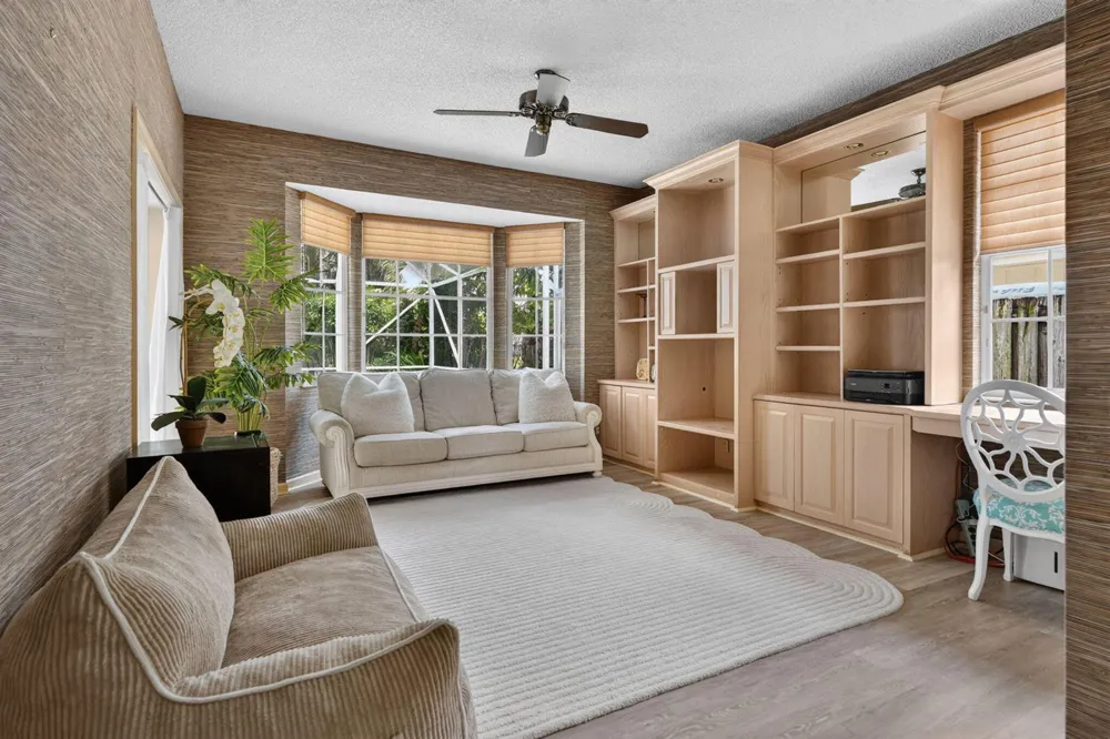 12886 LA ROCHELLE CIRCLE Palm Beach Gardens, FL 33410