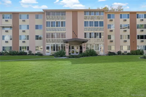 9315 E Center Avenue #1B