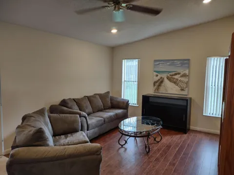 1120 SE Palm Beach Road