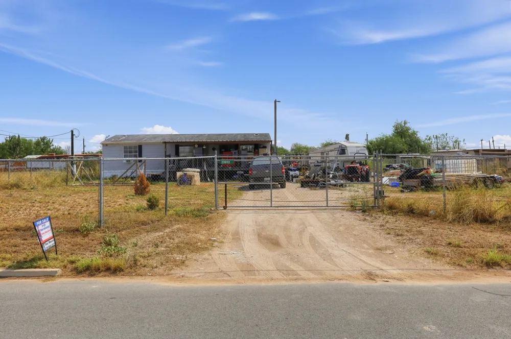23912 San Miguel Avenue Edinburg, TX 78542