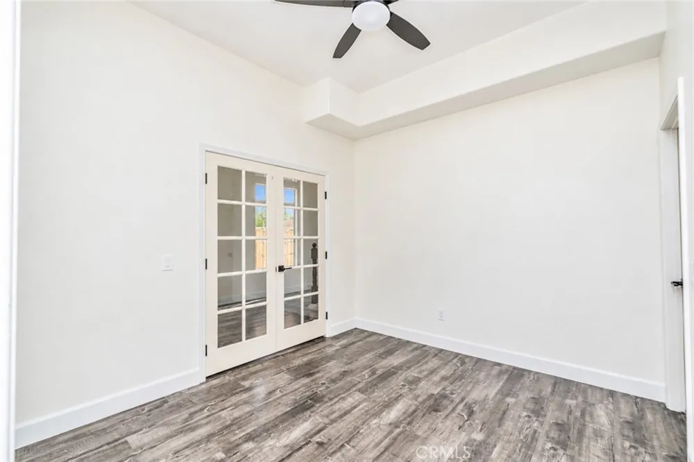 25099 Calle Entradero Murrieta, CA 92563