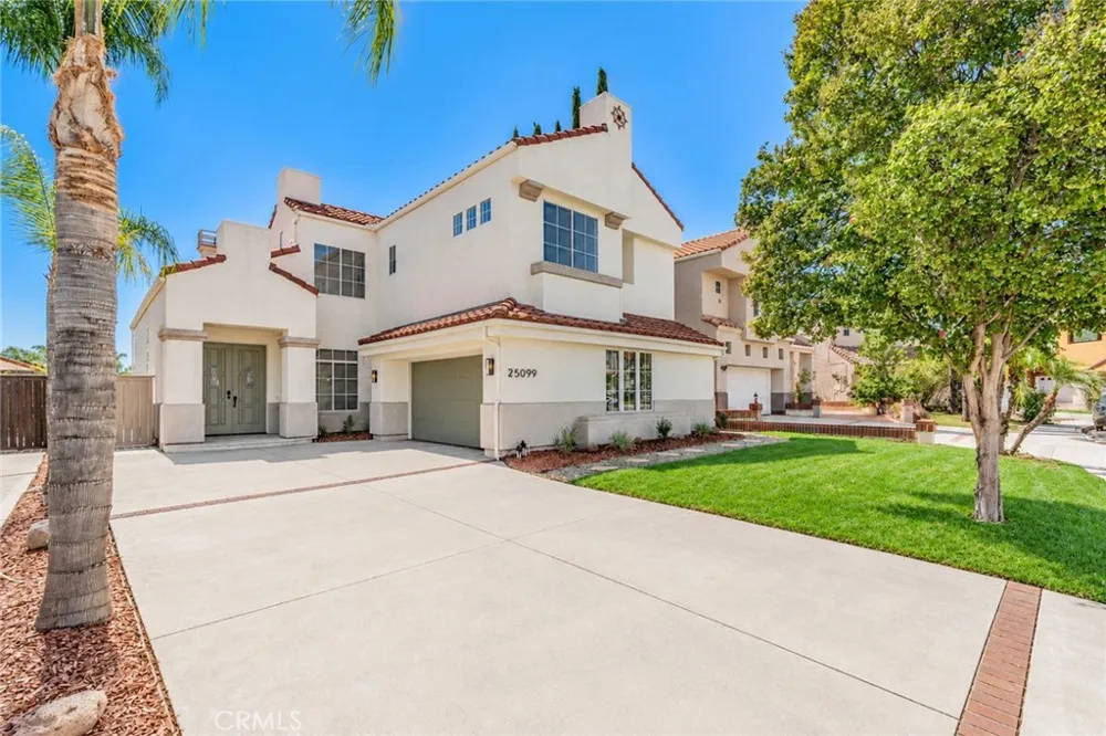 25099 Calle Entradero Murrieta, CA 92563