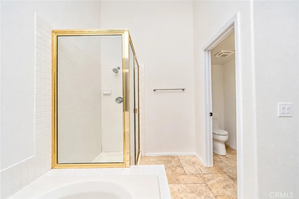 25099 Calle Entradero Murrieta, CA 92563