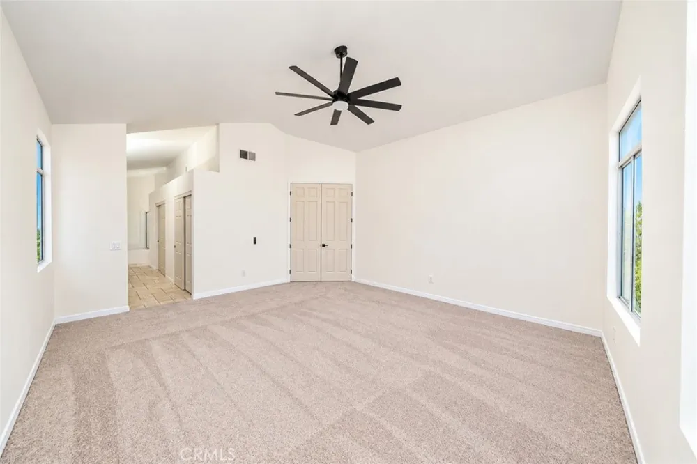 25099 Calle Entradero Murrieta, CA 92563
