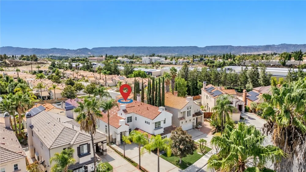 25099 Calle Entradero Murrieta, CA 92563