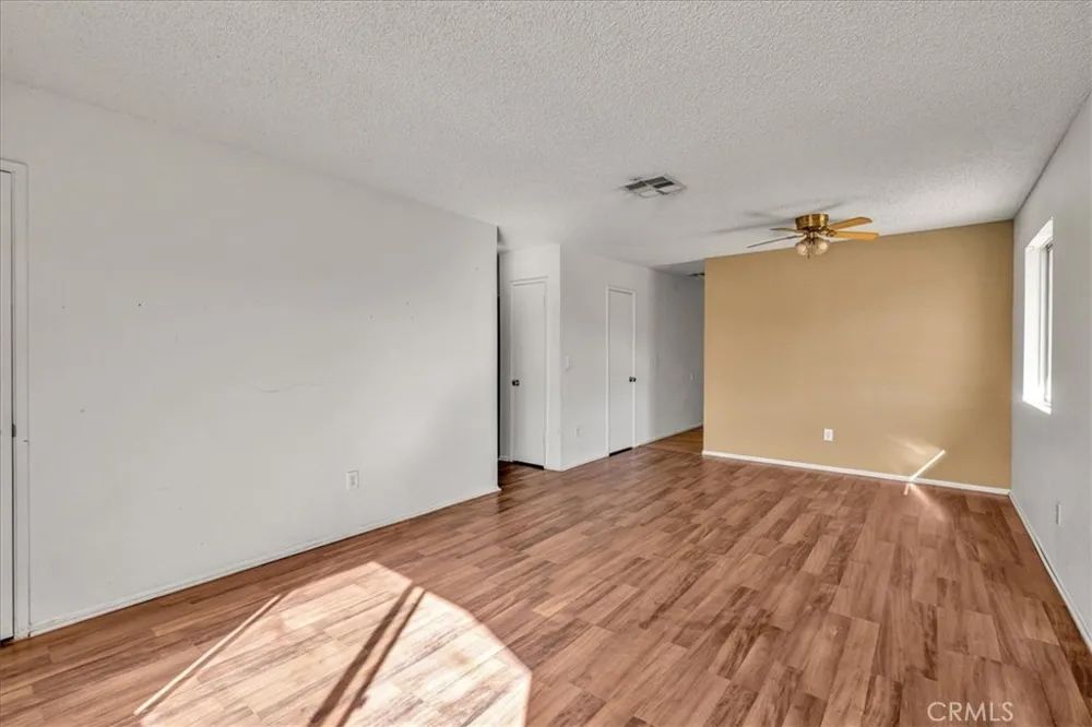 6211 Daisy Avenue 29 Palms, CA 92277