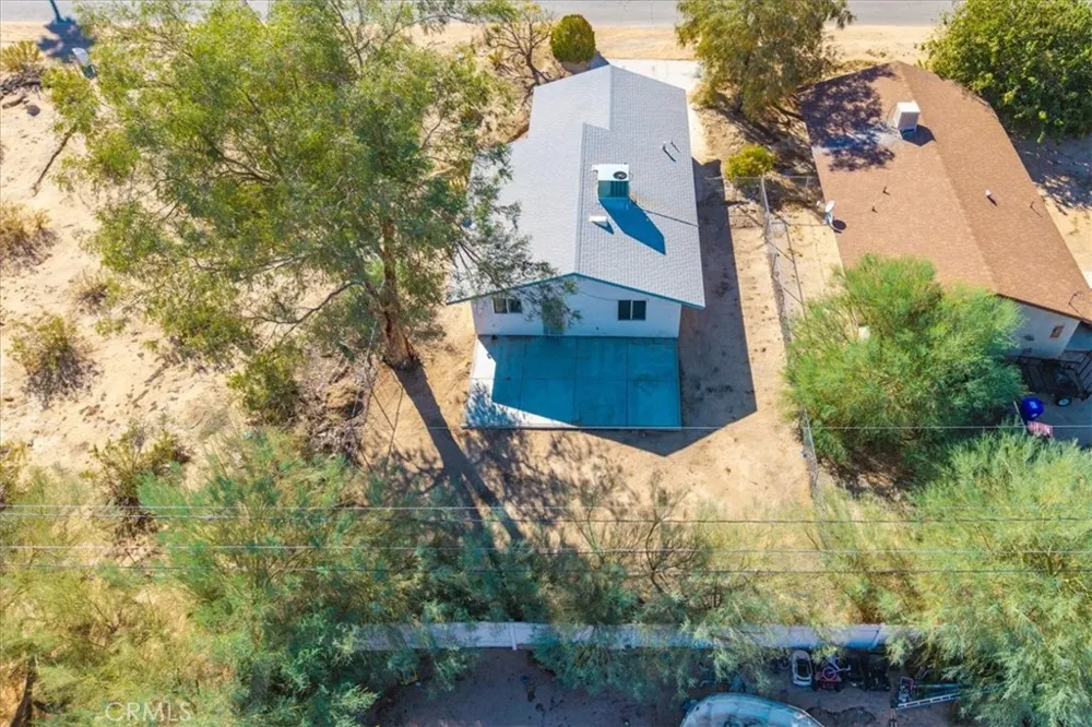 6211 Daisy Avenue 29 Palms, CA 92277