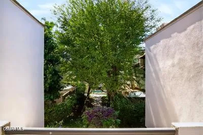 4261 Las Virgenes Road #2 Calabasas, CA 91302