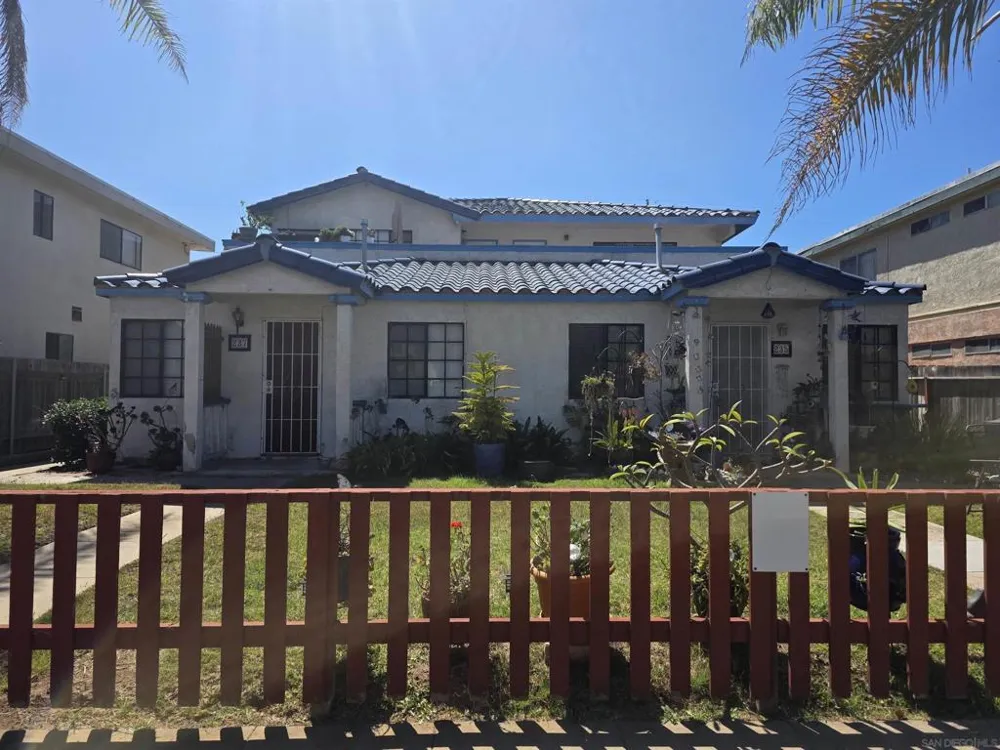 235 Daisy Ave Imperial Beach, CA 91932
