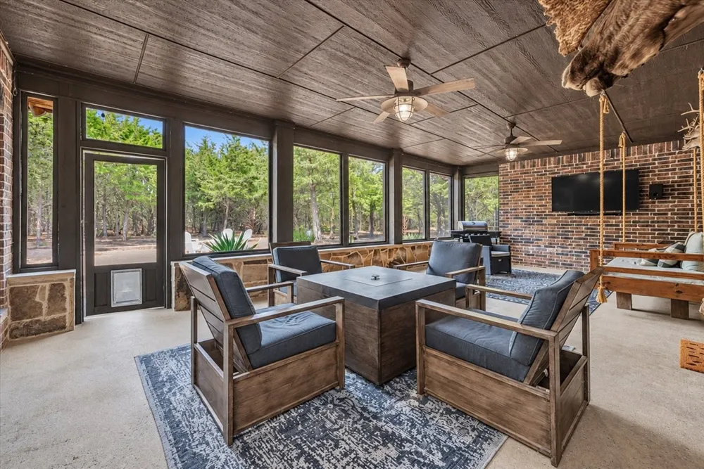 10395 County Road 740 Princeton, TX 75407