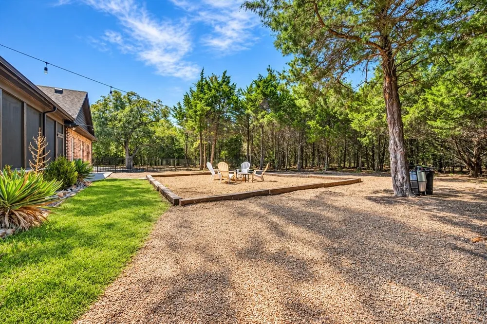 10395 County Road 740 Princeton, TX 75407