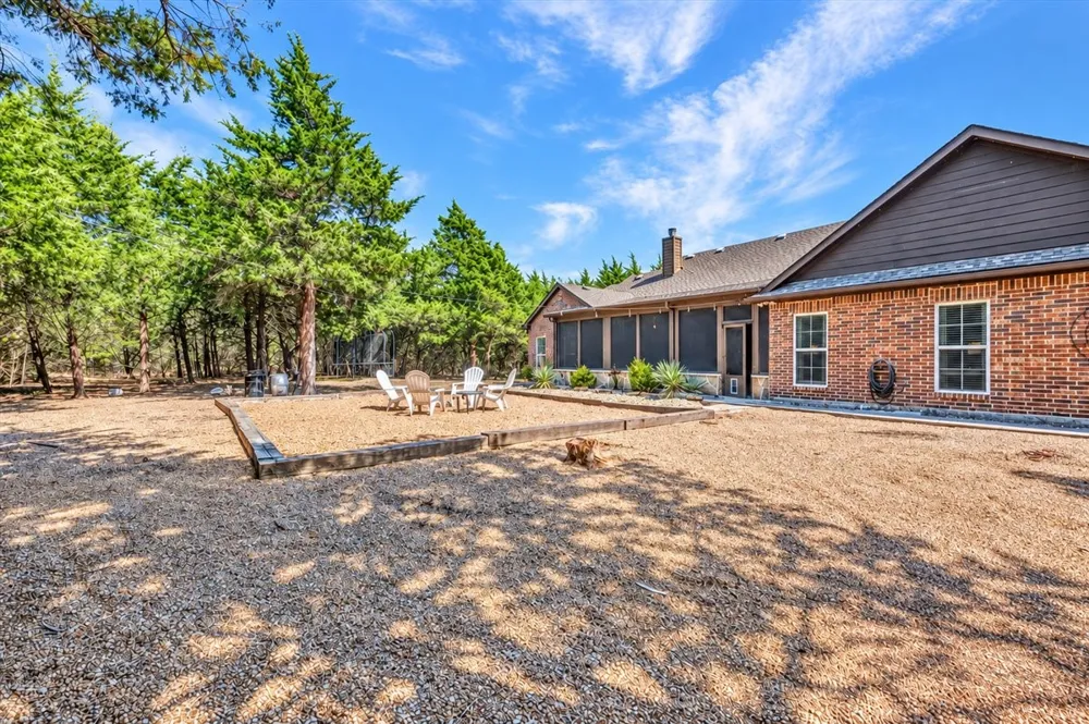 10395 County Road 740 Princeton, TX 75407