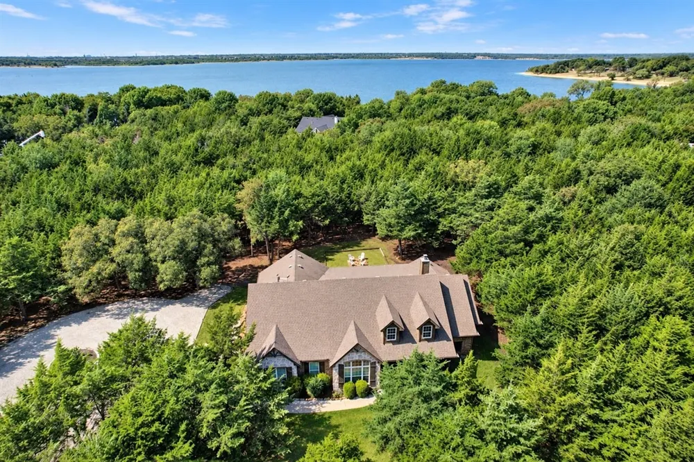 10395 County Road 740 Princeton, TX 75407