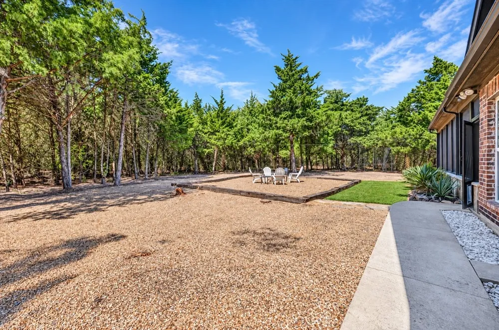 10395 County Road 740 Princeton, TX 75407