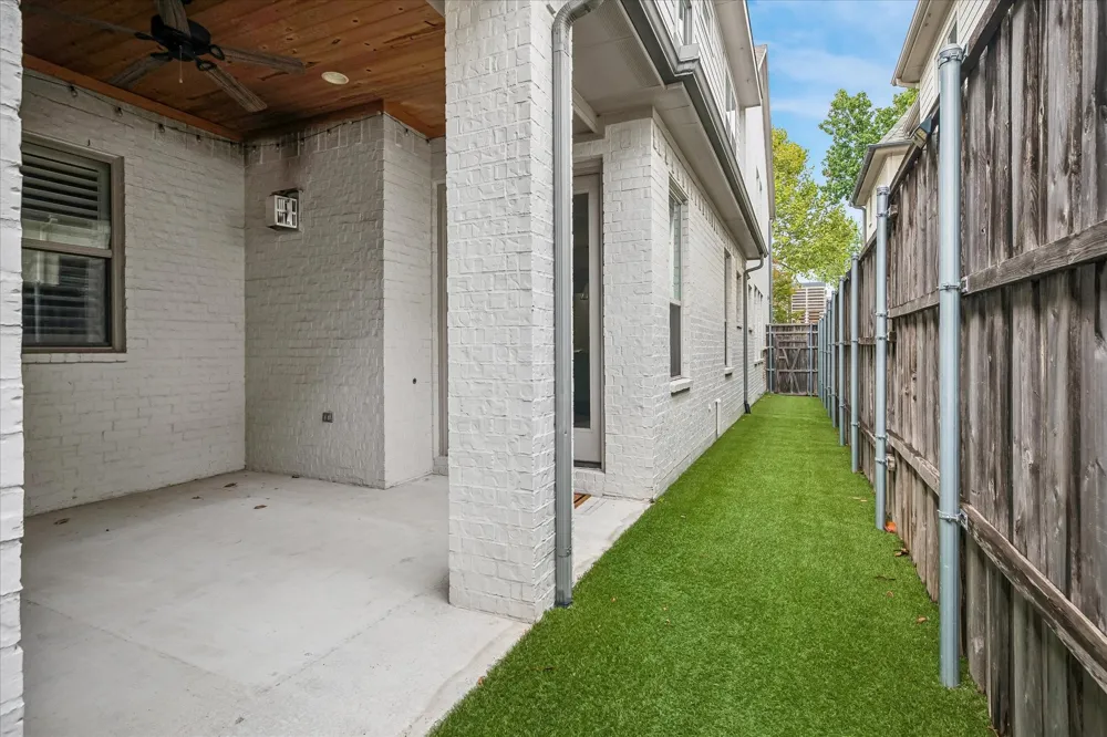 5434 Martel Avenue Dallas, TX 75206