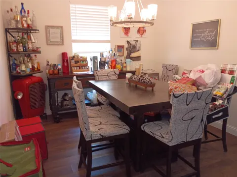 2806 Hackberry Drive