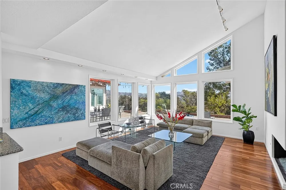 10571 Morada Orange, CA 92869