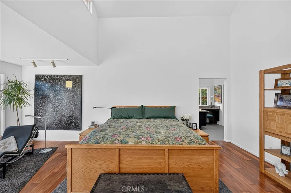 10571 Morada Orange, CA 92869