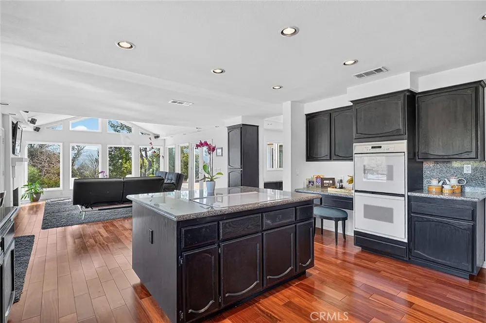 10571 Morada Orange, CA 92869