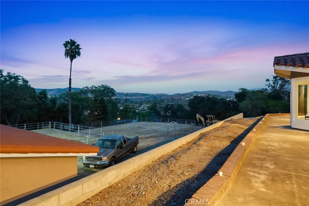 10571 Morada Orange, CA 92869