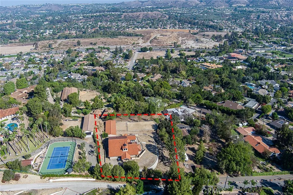 10571 Morada Orange, CA 92869