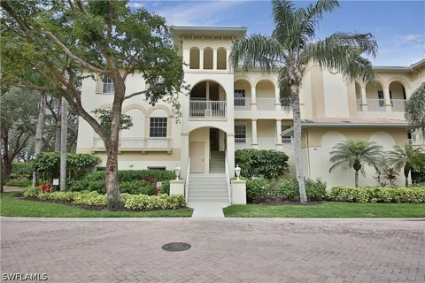 Sailaway Lane #202