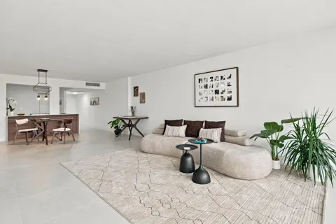 3140 S Ocean Drive #610