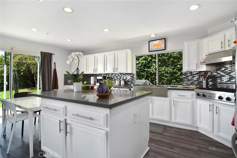 24574 Overland Drive West Hills, CA 91304